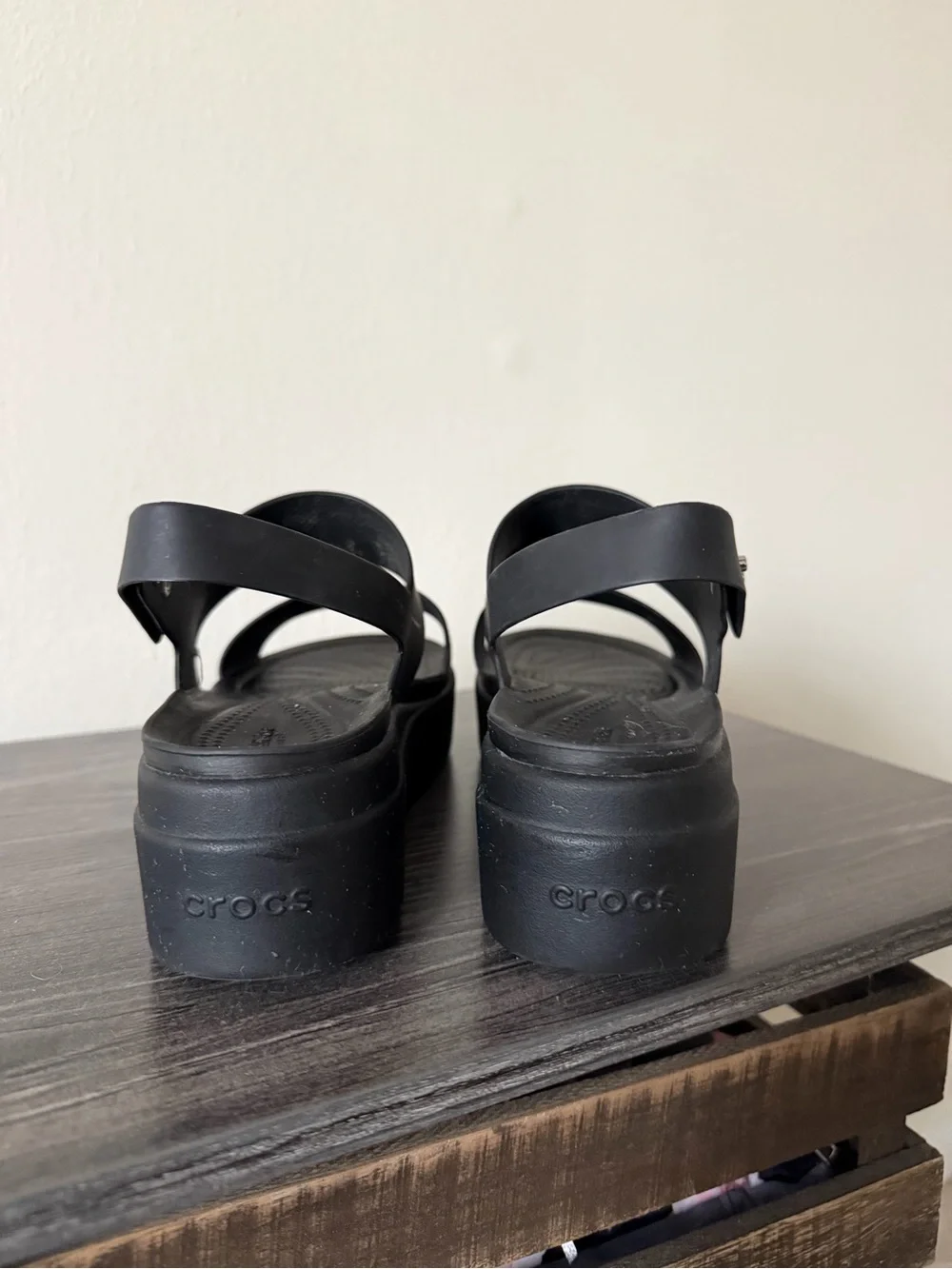 CROCS Women's Black Double-Strap Platform Sandals - Picture 3 of 4